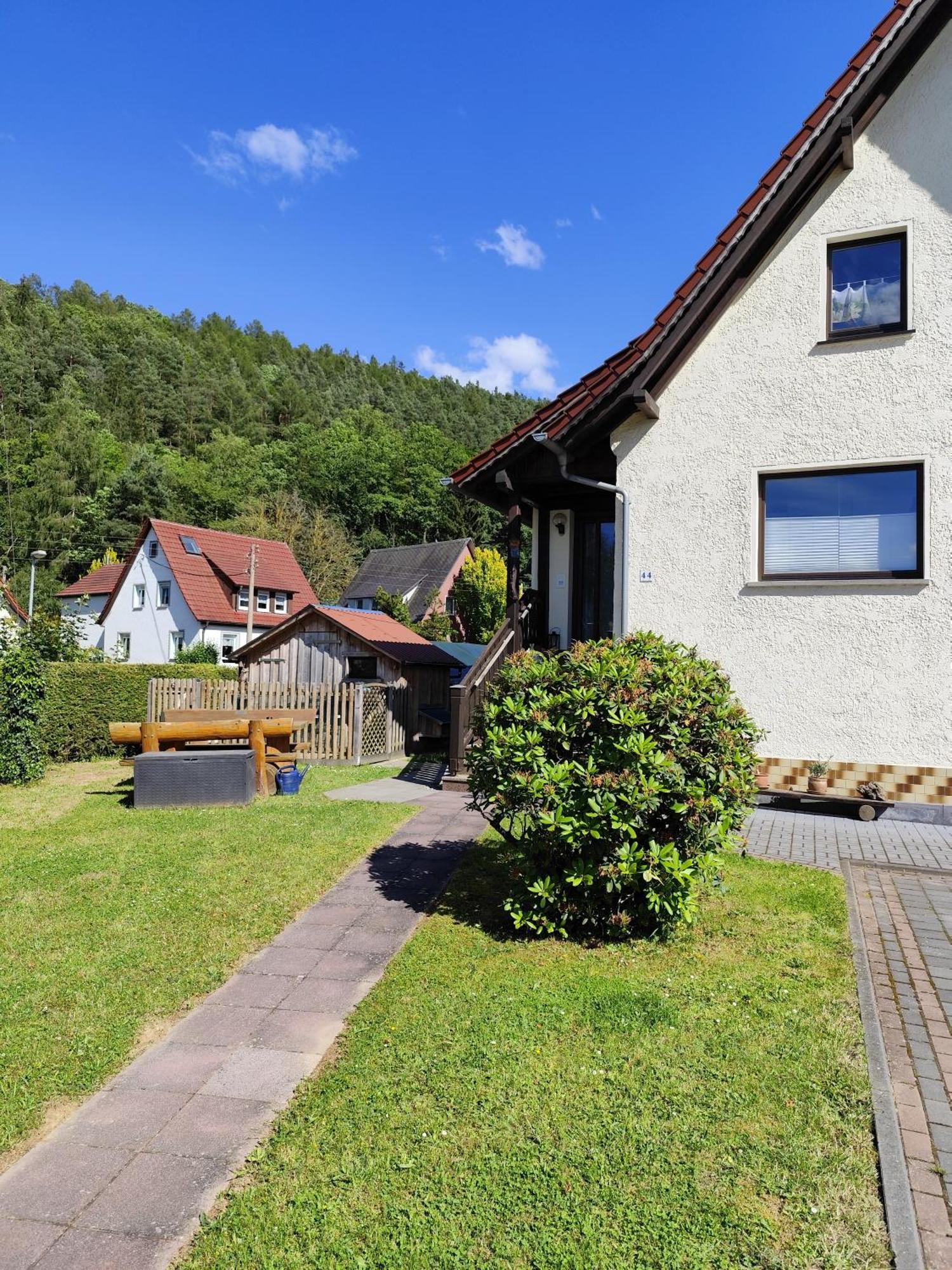 Ferienwohnung Bamberger Mit Wintergarten Schmalkalden Exterior photo